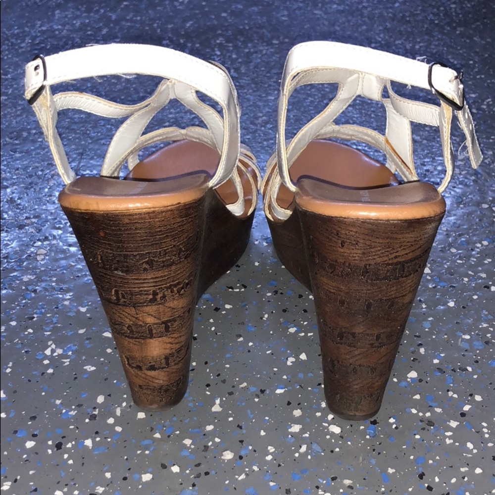 Wedges 8 - Picture 3 of 4